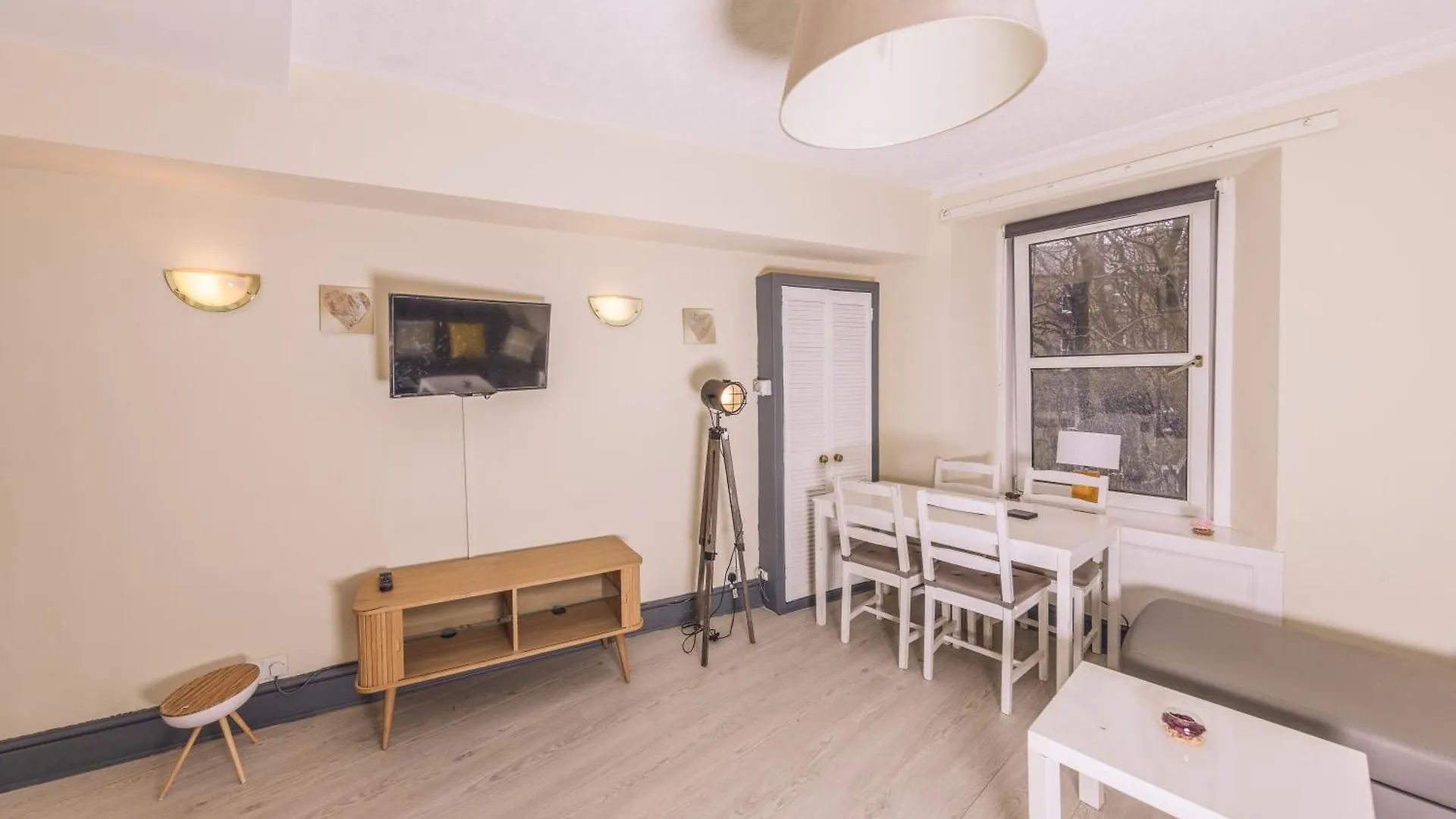 Serivced Apartments By The Castle Εδιμβούργο
