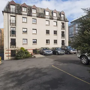 4* Hotel apartamentowy Fountain Court - Grove